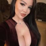 Agnes Gray - @agnesgray318 - Instagram
