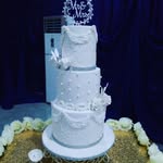 Agnestitus - @aggiescakeandmore - Instagram