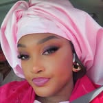 Aida Diallo - @facon_fam - Instagram