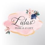 Aida De Jesus-Jackson | Wedding Florist | Celebrity Florist - @lulasfloral_gifts - Instagram