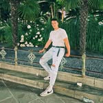 Aidan DeVito - @cat_hands - Instagram