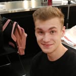 Aidan Walker - @aidan_scissorhands - Instagram