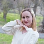Aileen Carroll Godfrey - @theonewholeans - Instagram