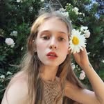 Aileen Mia - @aileen.collab_ - Instagram