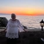 Eileen Matthews - @eileenmatthews221 - Instagram