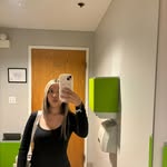 Aileen Moya - @amoya.28 - Instagram