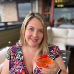 Aimee Nicholson - @aimee28.5 - Instagram