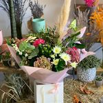 Lily Bows Bespoke Floristry - @aimee.nolan.144 - Instagram