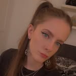 Aimee Moneypenny - @aimeepennybox - Instagram