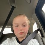 Aimee Powers - @aimeegirl22 - Instagram
