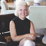 Aimee Simpson | St. Louis Luxury Realtor 🌟 - @aimeesimpsonstl - Instagram
