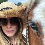 Aimee Stern - Facebook