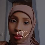 Aisha DAHIR - @abyann_d - Instagram