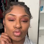 Aisha Elliott - @iamsade_official - Instagram