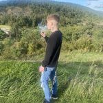 Aj Holmes - @ajholmes42 - Instagram