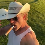 Aj Petersen - @peterzen_ - Instagram