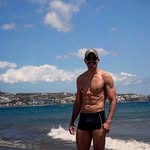 AJ Reyes De Cesare - @ajreyes87 - Instagram
