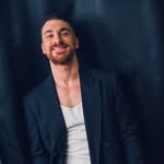 Alessandro Borrelli - @aleborrelli - Instagram