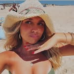 ale cuellar - @aleecuellarr - Instagram