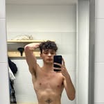 aleb - @alestepping - Instagram