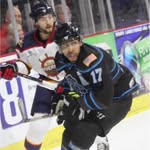 Al Graves - @puckin.beauties - Instagram