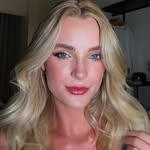 Aline Krause - @alinekrausee - Instagram