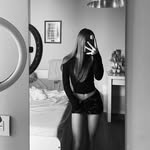 allegra mandelloo - @allee.mandello - Instagram