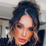 Alline Calandrini - @alline.calandrini - Instagram
