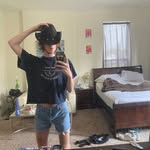 Alex - @almullins - Instagram
