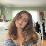 Alexandra Perlman - @alexcperlman - Instagram