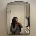 est 01’ ♒️ - @alanamone.t - Instagram