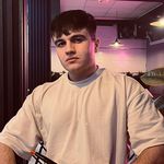 @alan.hosseinzadeh - Instagram