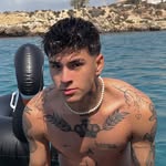 Alan Monzón - @alanmonzoon - Instagram