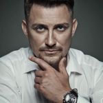 Алан Шум - @alanshumofficial - Instagram