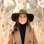 Alana Downs - @curatedbyloni - Instagram