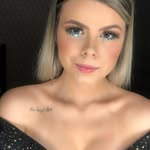 Alana Hooper - @alanahooper103 - Instagram