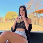 Alanna Davis - Facebook