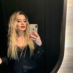 Alanna Davis - Facebook