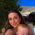 Hayley | Motherhood | Home | Lifestyle - @albertandbutlers - Instagram