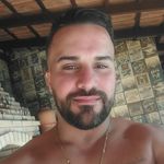 Albert Andrade - @albert.andrade.716 - Instagram