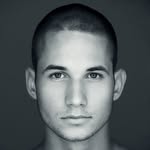 Albert Ariza - @arreglounasypies - Instagram