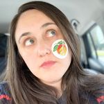 Becky Albertalli - @beckyalbertalli - Instagram