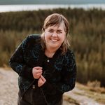 ALBERTA WEDDING PHOTOGRAPHER • portrait • couple • family - @lucie_brennan - Instagram