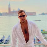 MD_ALBERT - @dr.albert_desmond - Instagram