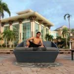 Albert Dorado - @albert071015 - Instagram