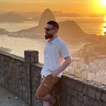 Dr. Alberto Guillén - @albertoguillen8 - Instagram