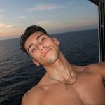 Alex Bruno - @alexxbruno - Instagram