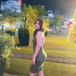 as - @alecstephanie - Instagram