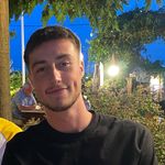 Alex Weeks - @alex__weeks - Instagram