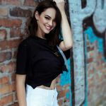 Alejandra Müller - @alemuller.fk5 - Instagram